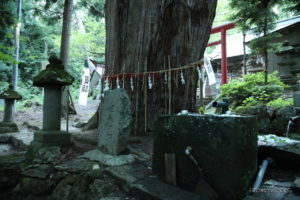 磐椅神社